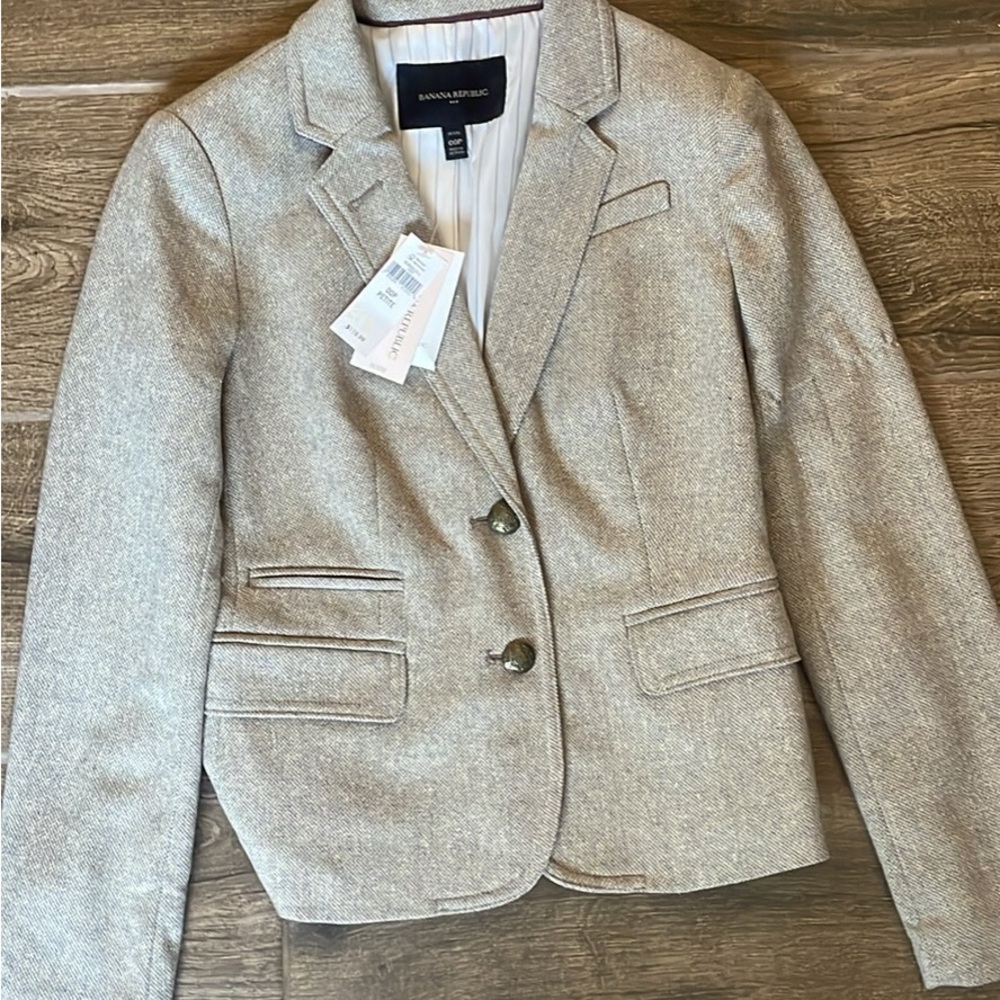 NWT Banana Republic Women's Gray Blazer size 00